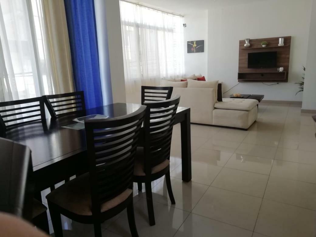 Departamento En El Centro De Manta Daire Dış mekan fotoğraf